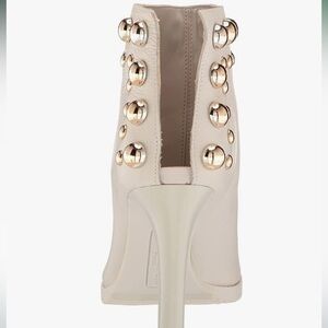 Karl Lagerfeld Bonnie Cream open back  Heeled Booties with Gold Studs gorgeous